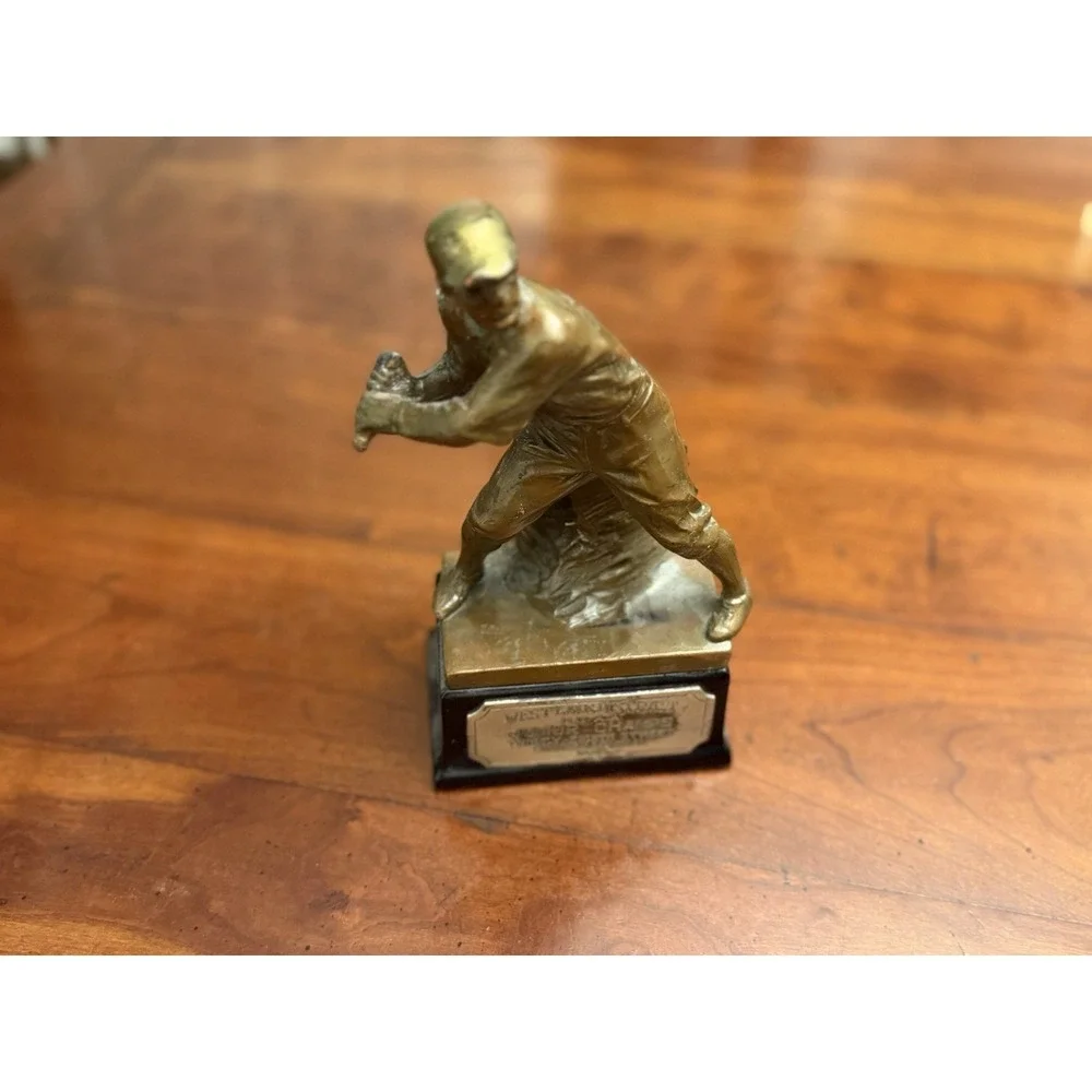 Vintage 1929 Baseball‎ Trophy Cast Metal Batter Bakelite Base Antique Award